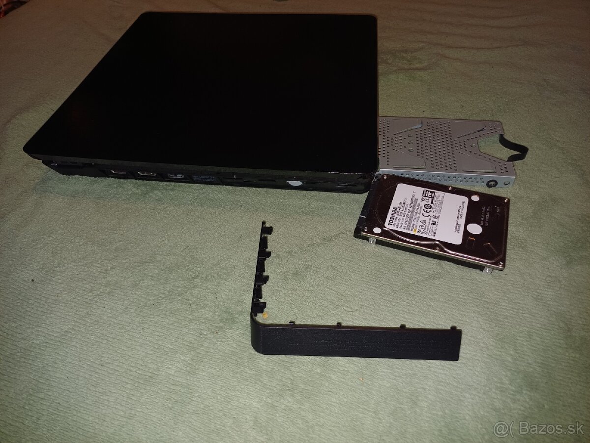 PlayStation 4 , CUH-2116B - 2