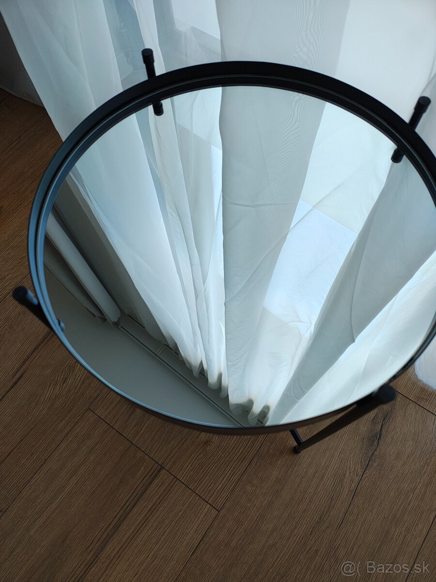 Malý konferenčný stolík - 2