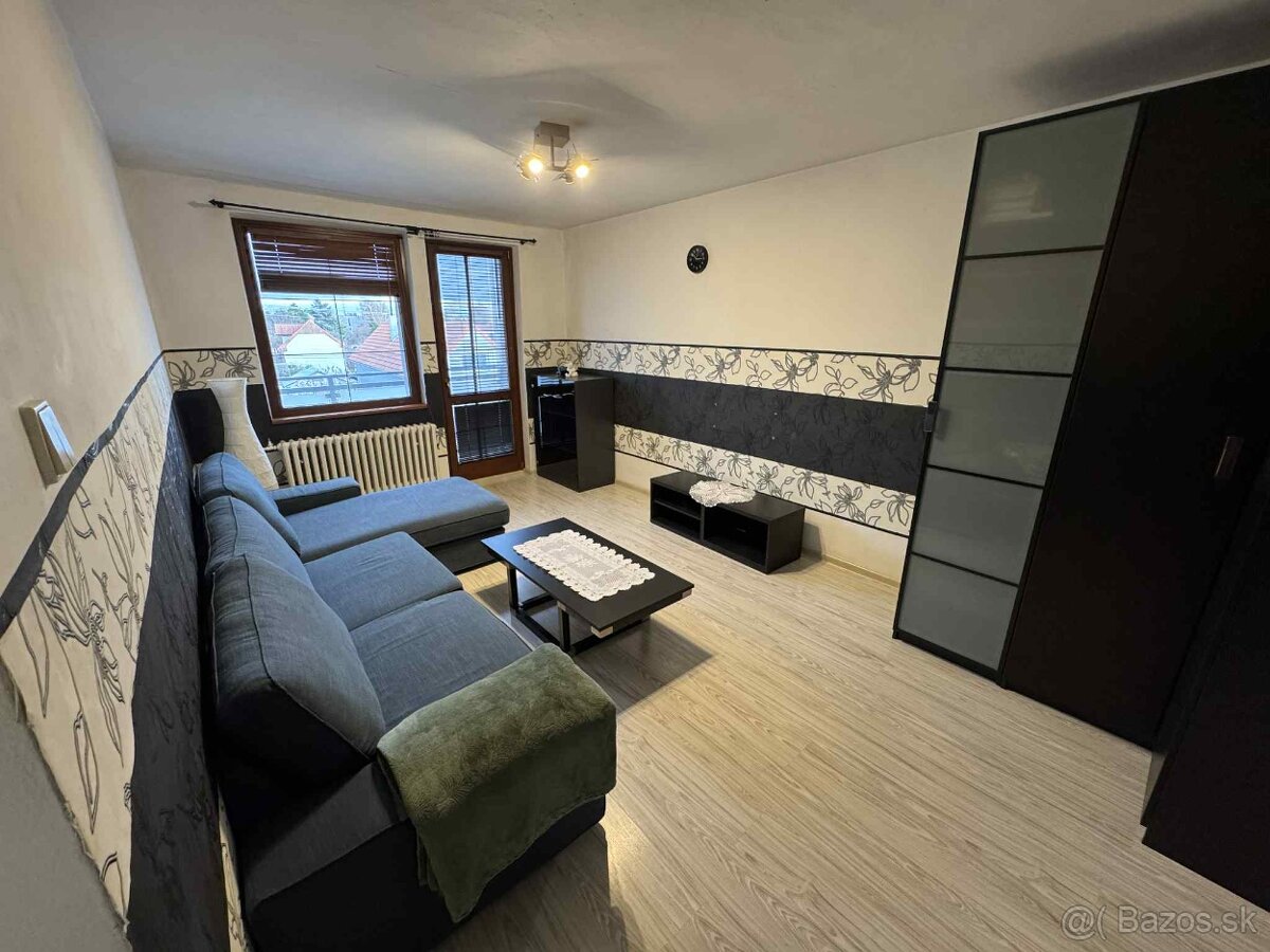 Prenájom 3 izbového bytu - 2