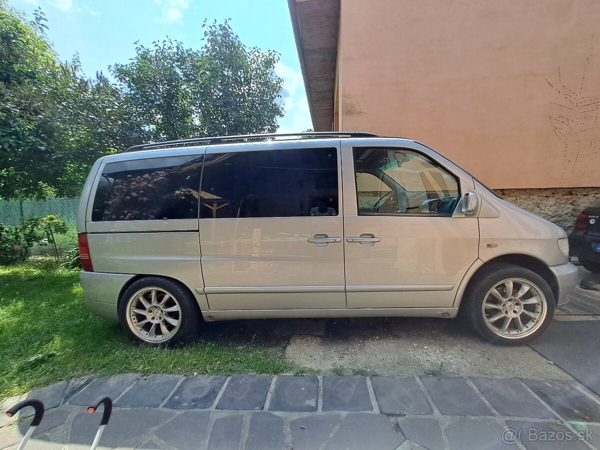 Mercedes V280 V6 - 2