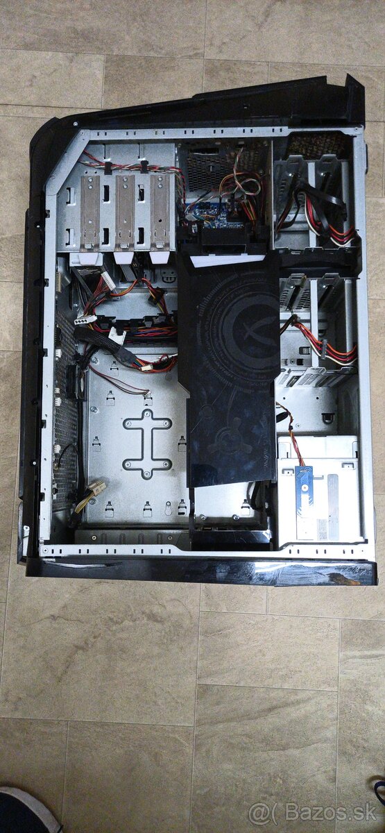 Predam skrinku Dell Alienware so zdrojom - 2