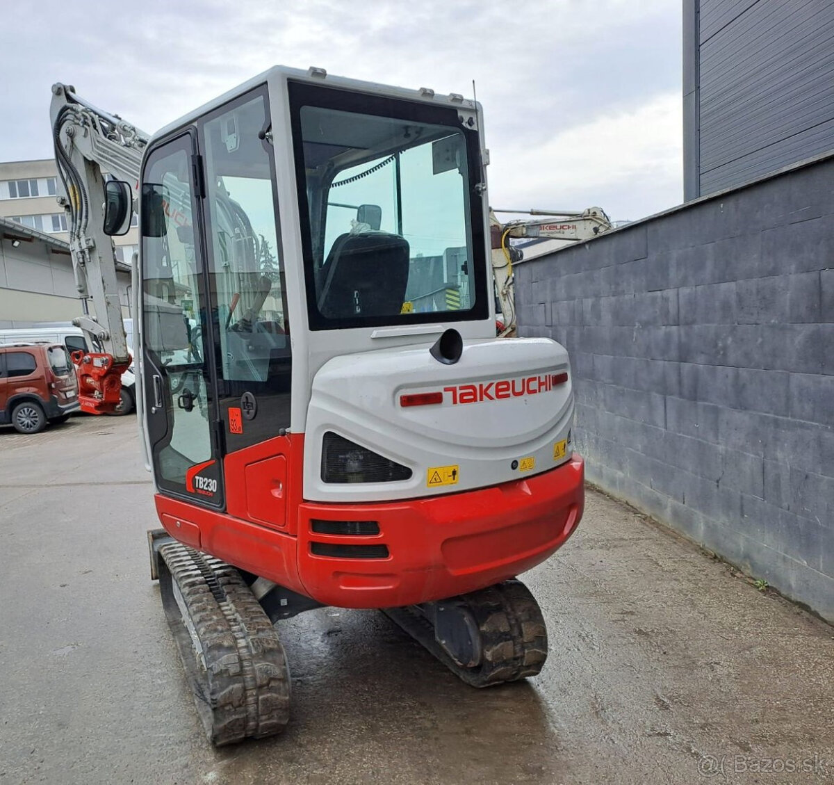 TAKEUCHI TB230 - DIESEL - 2