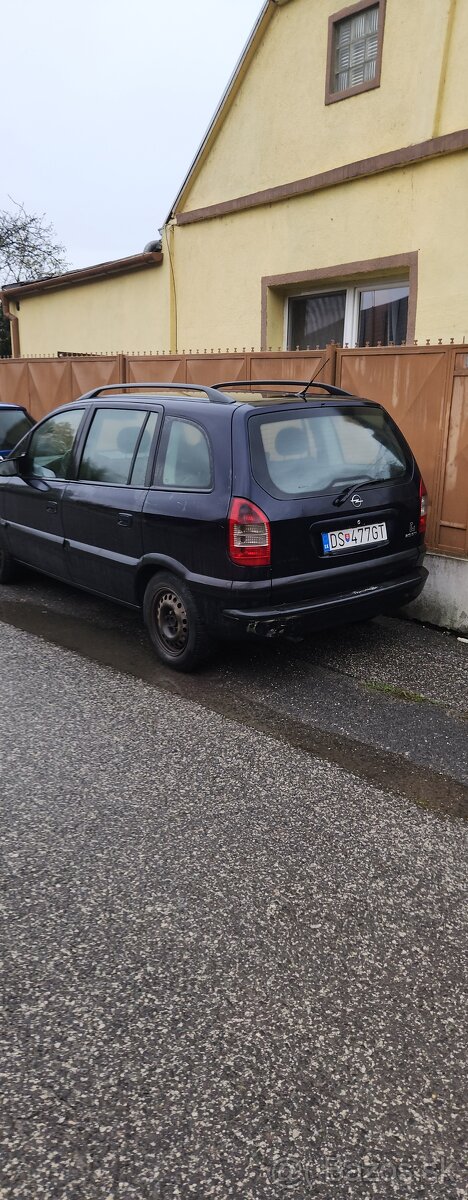 Predam opel zafira A 2.0 Diesel - 2