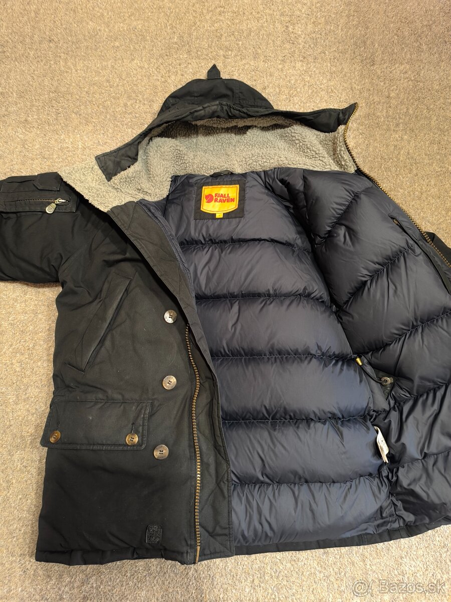 Fjällräven Down Parka. Páperová - 2