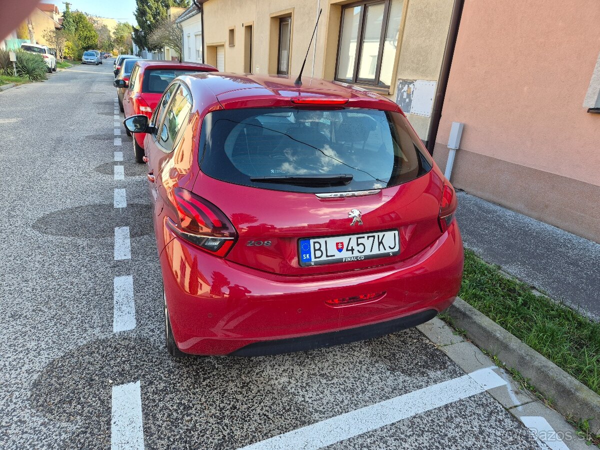 Peugeot 208 - 2
