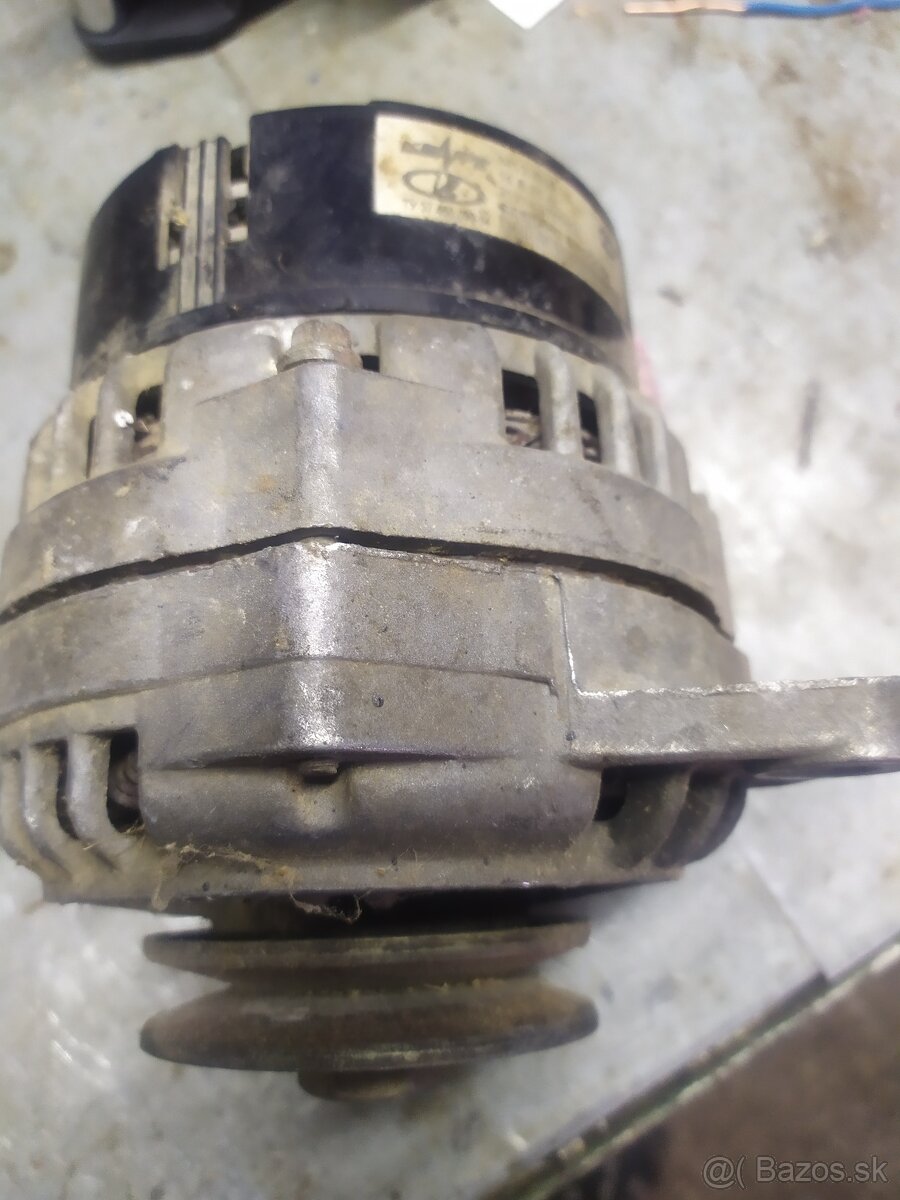 Alternátor na Lada niva - 2