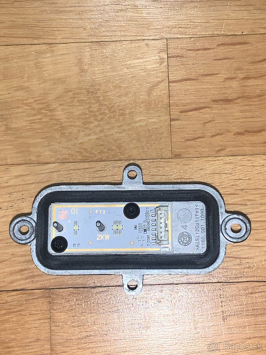 RJ LED svetiel Škoda Superb III - 2