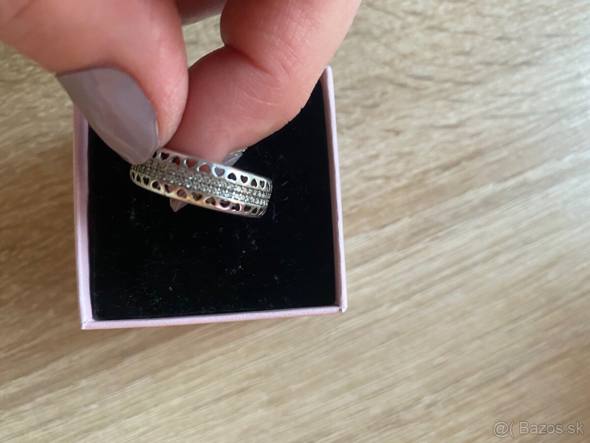 Prsteň - 2