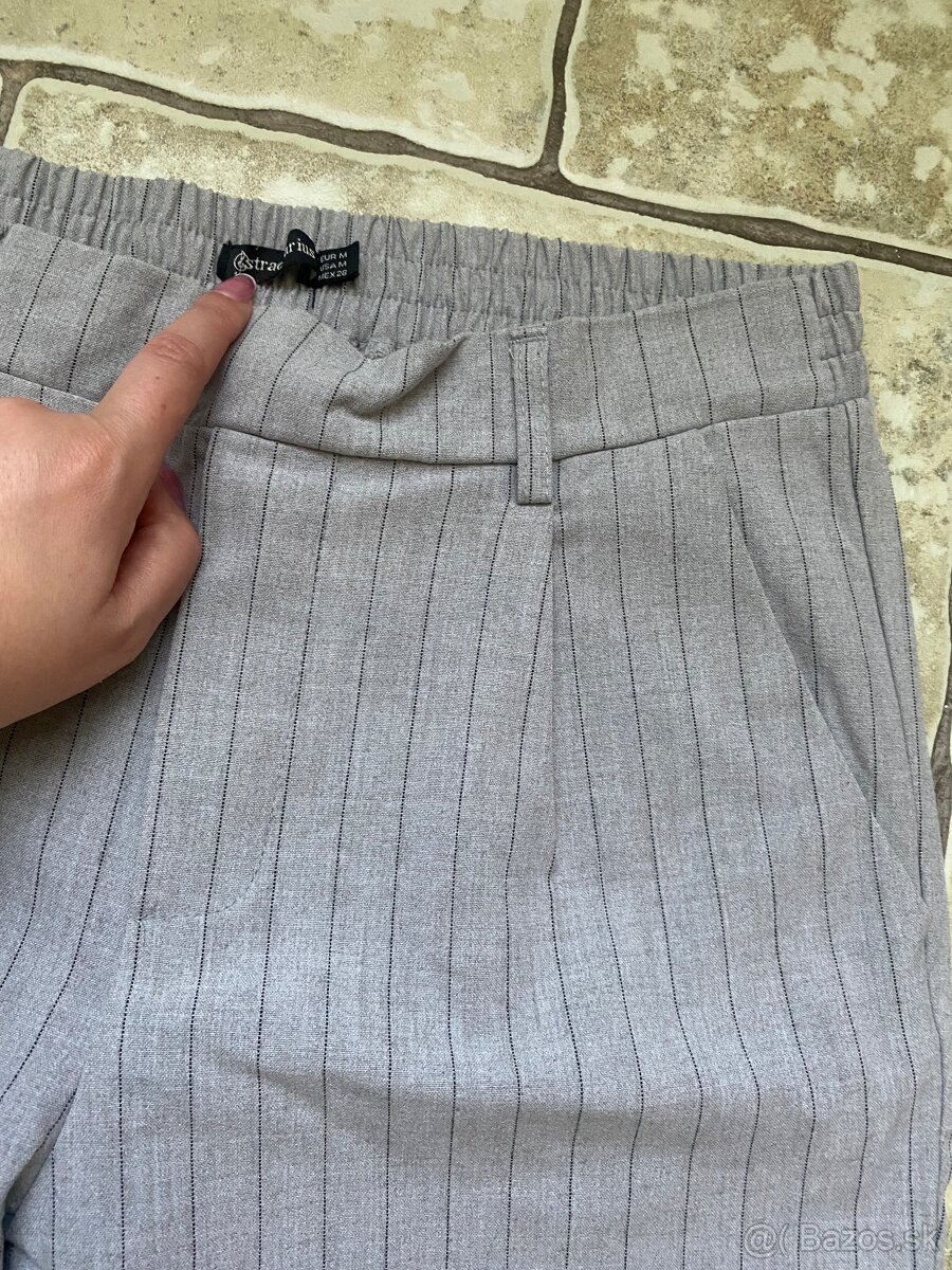 Sivé nohavice Stradivarius - 2