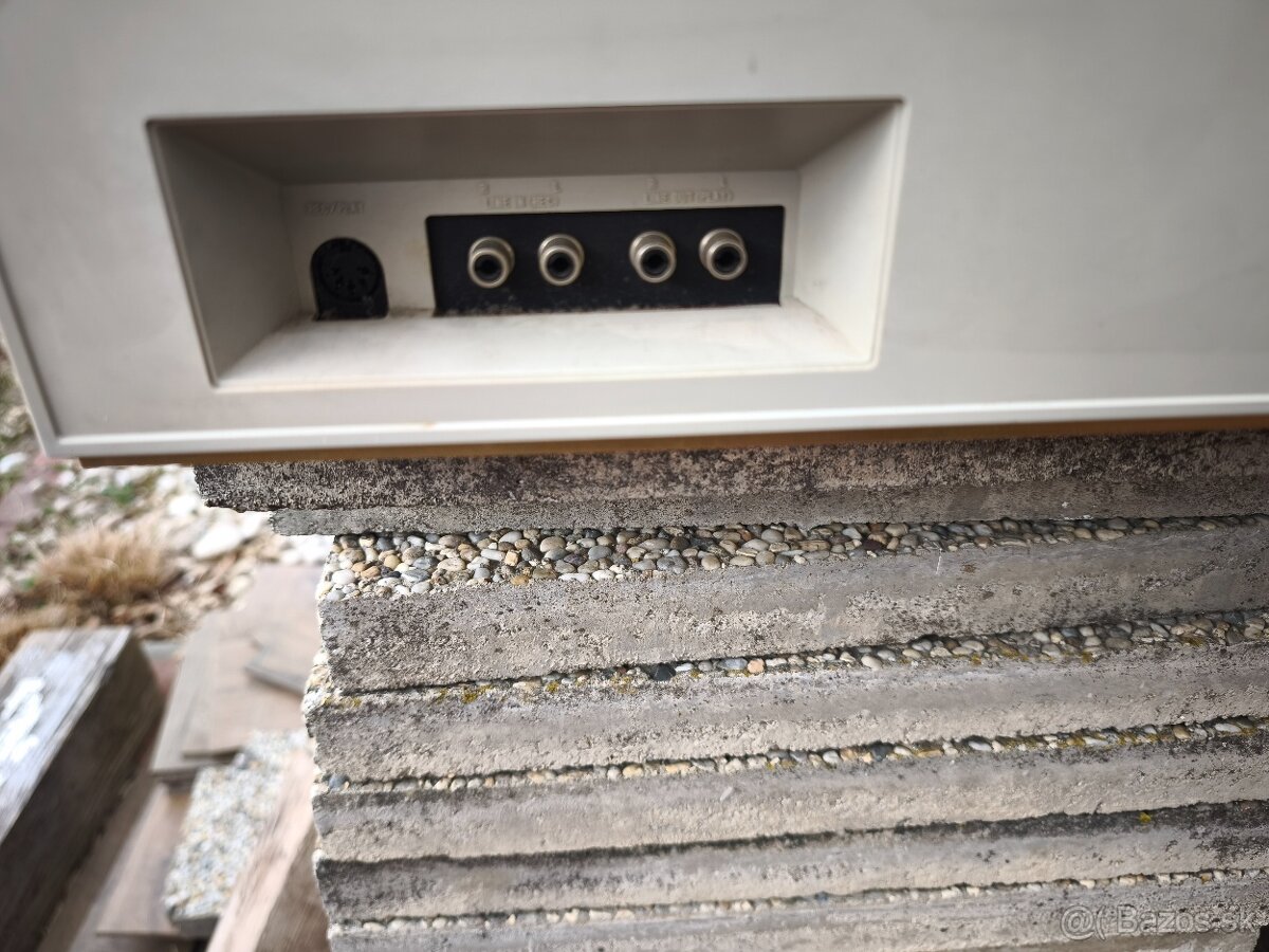 Tape deck JVC KD-D2E strieborny - 2