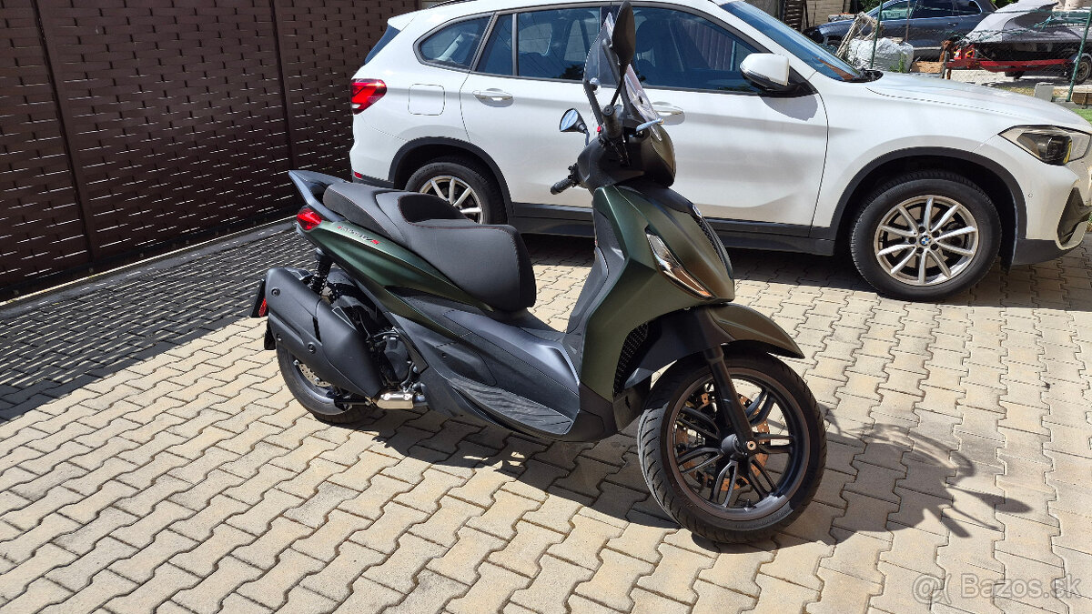 Piaggio Beverly 400S - 2