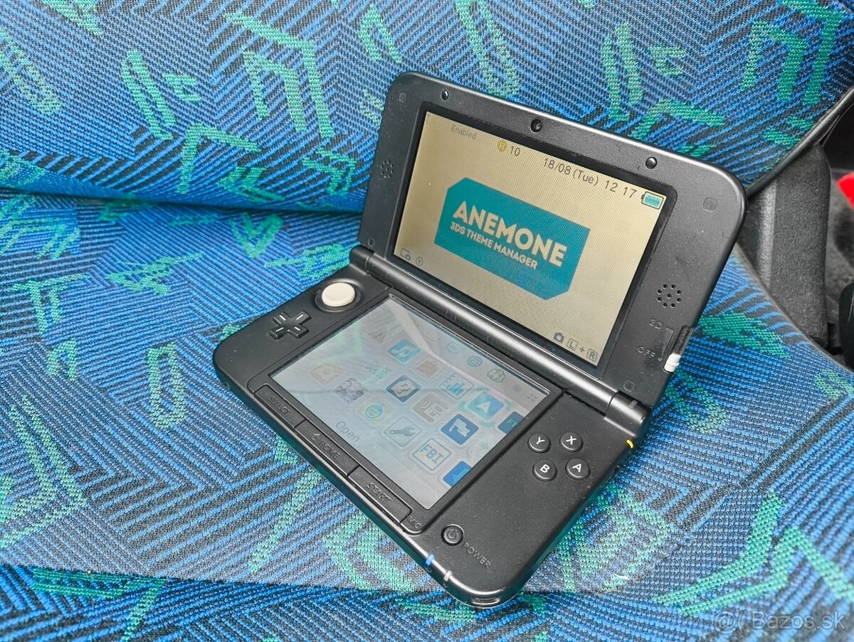 Nintendo 3DS XL - 2