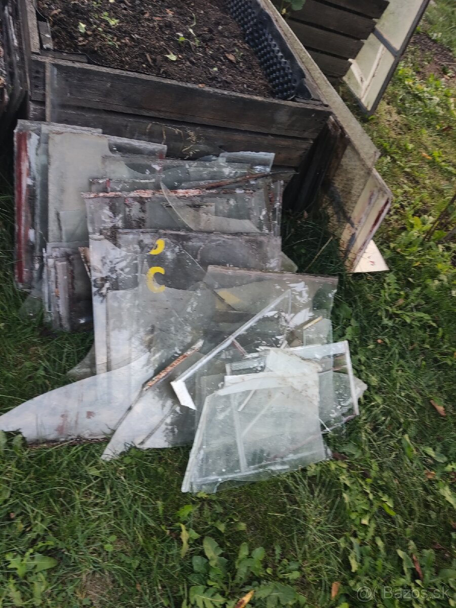 Darujem za odvoz sklo - 2