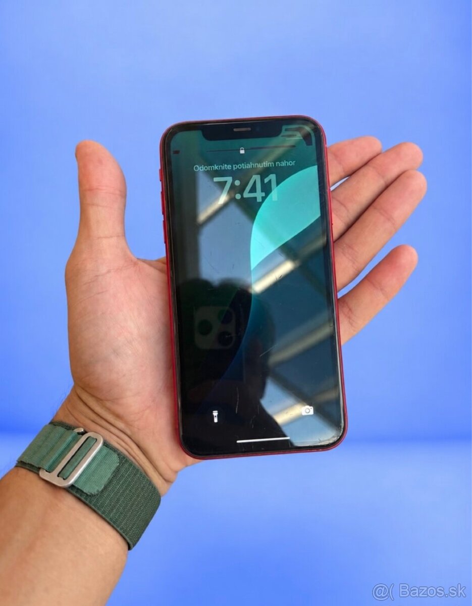iPhone 11. - 2