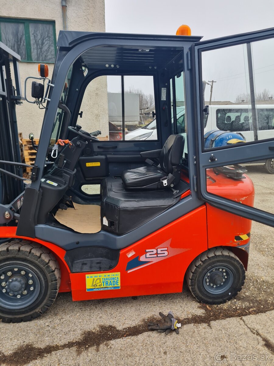 Vysokozdvižný vozík heli cpyd25 - 2