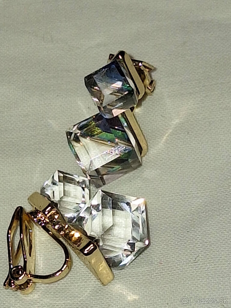 KRÁSNE NÁUŠNIČKY - 2