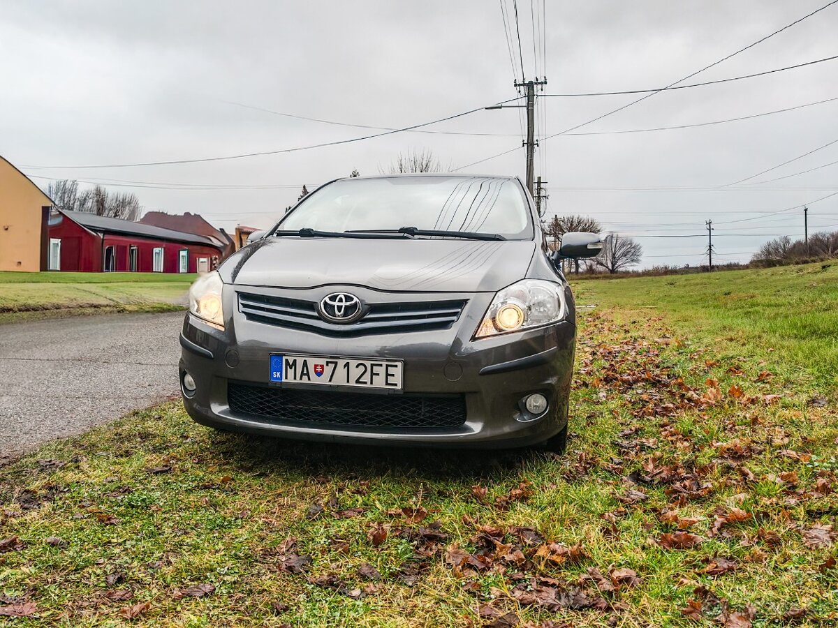 Toyota Auris 1.6 - 112.610km - 2