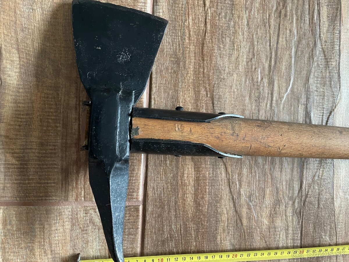 Hasičská sekera - 2