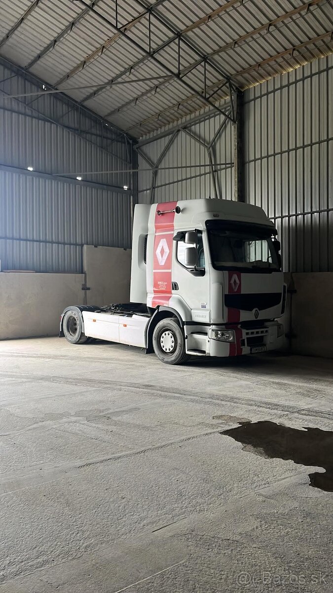 Predám renault premium 460dxi - 2