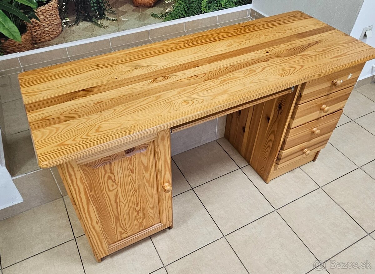 Drevený písací stôl - 2
