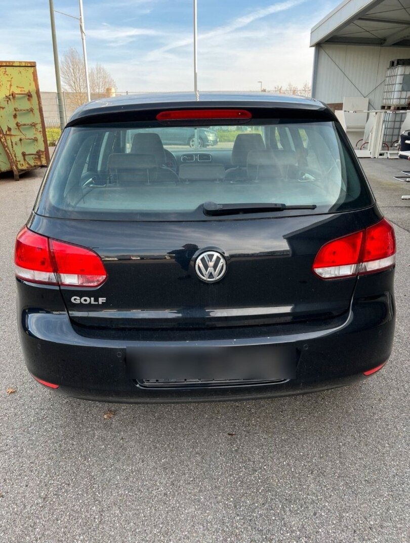 Volkswagen Golf 6 1.4 MPI 69tkm Černá metal - 2