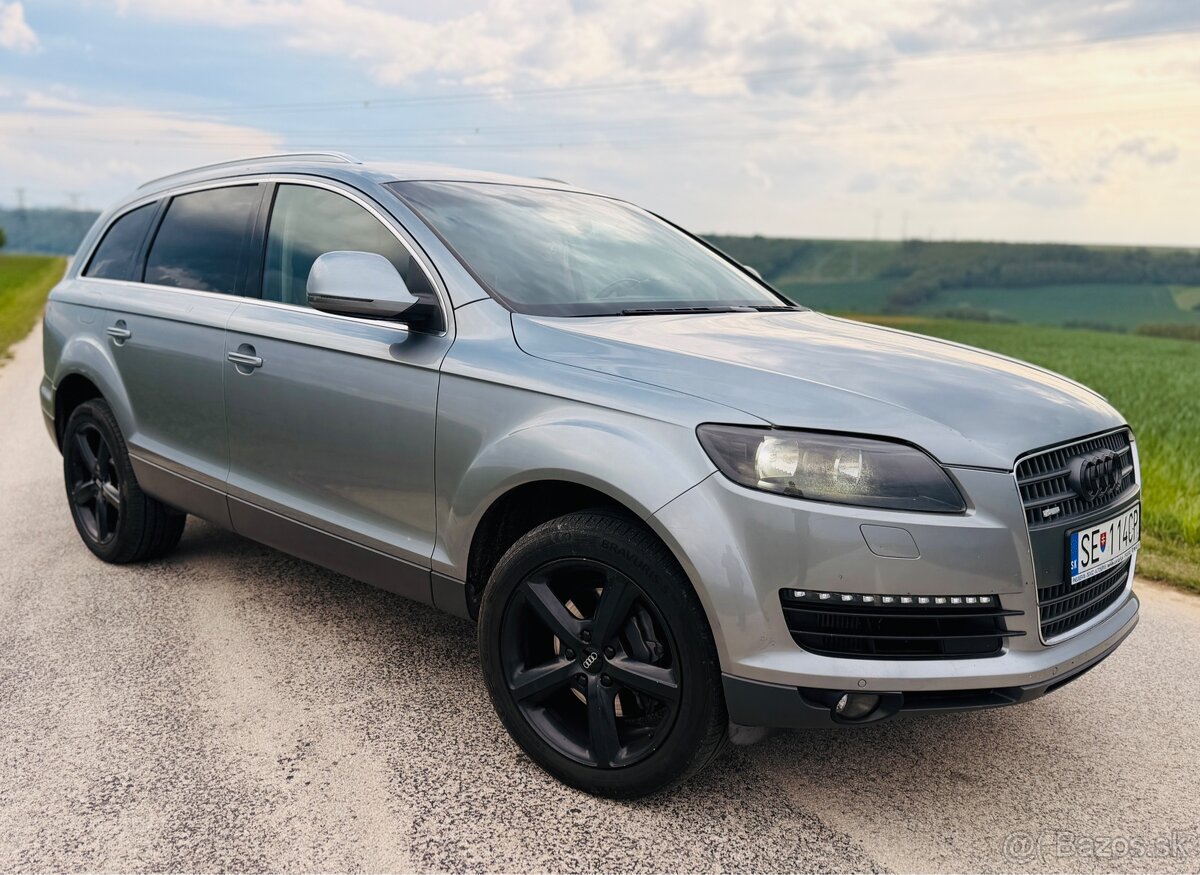 Audi Q7 - 2