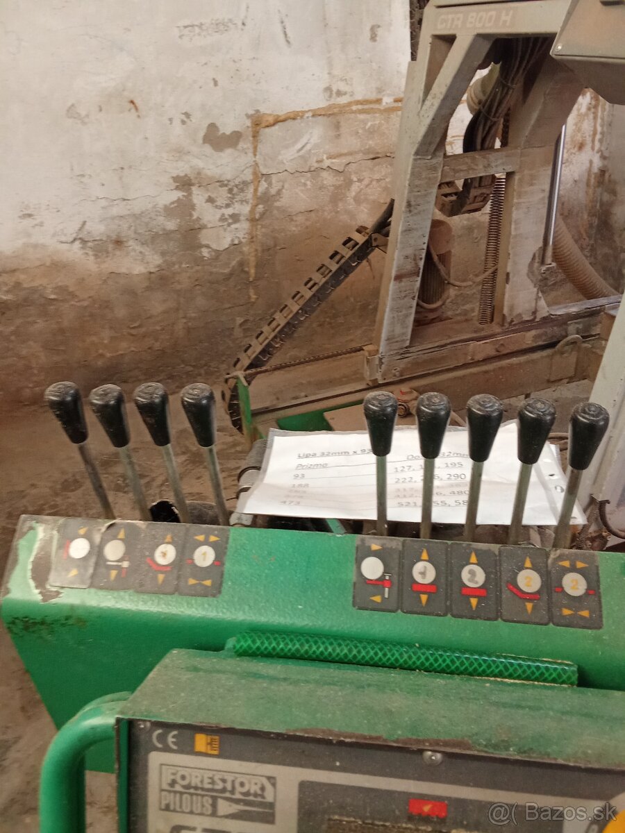 Kmeňová pásova píla. - 2