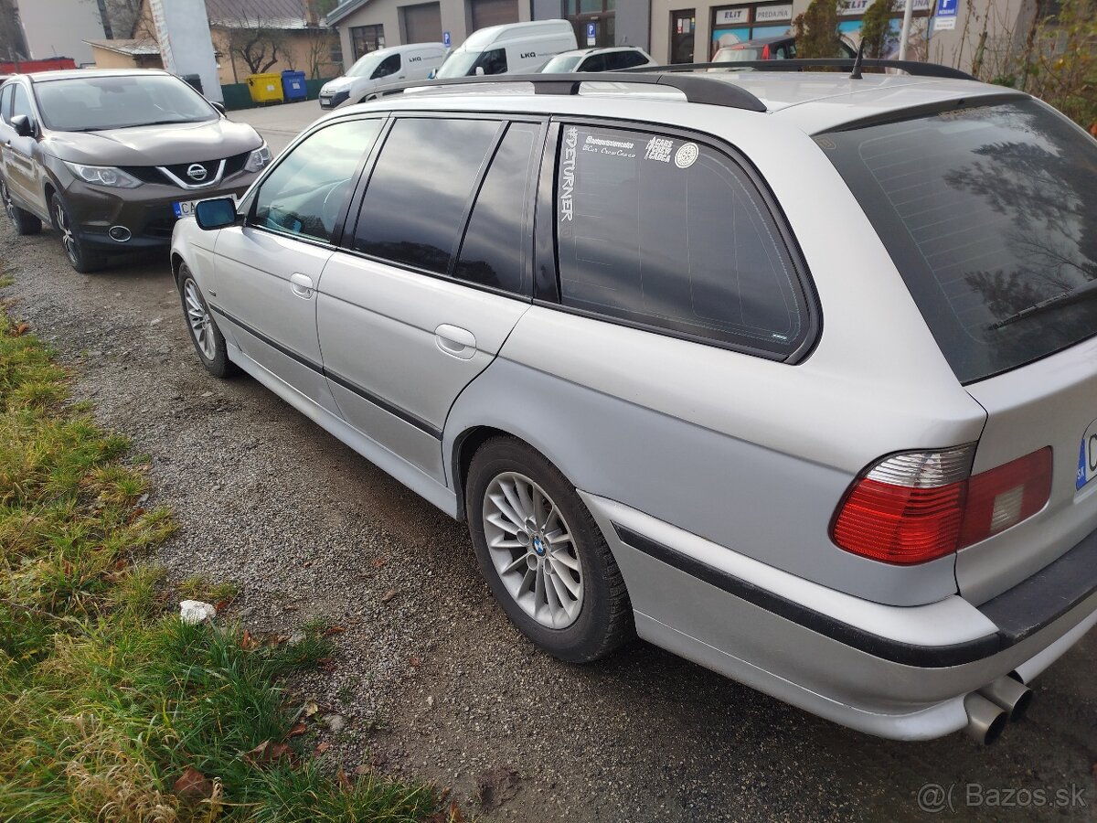 Predám BMW E39 Touring 3.0 142kw - 2