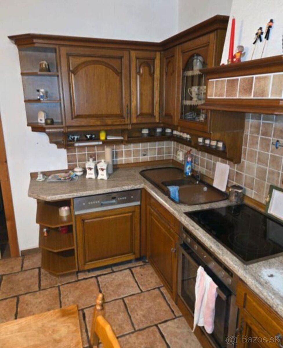 Rustiální linka tmavý dub masiv se spotřebiči,5552 - 2