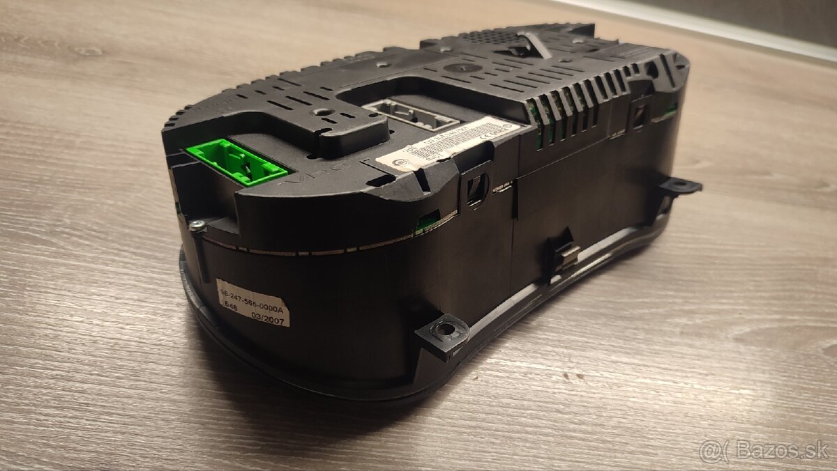 Predám budíky Audi S3 8L - 2