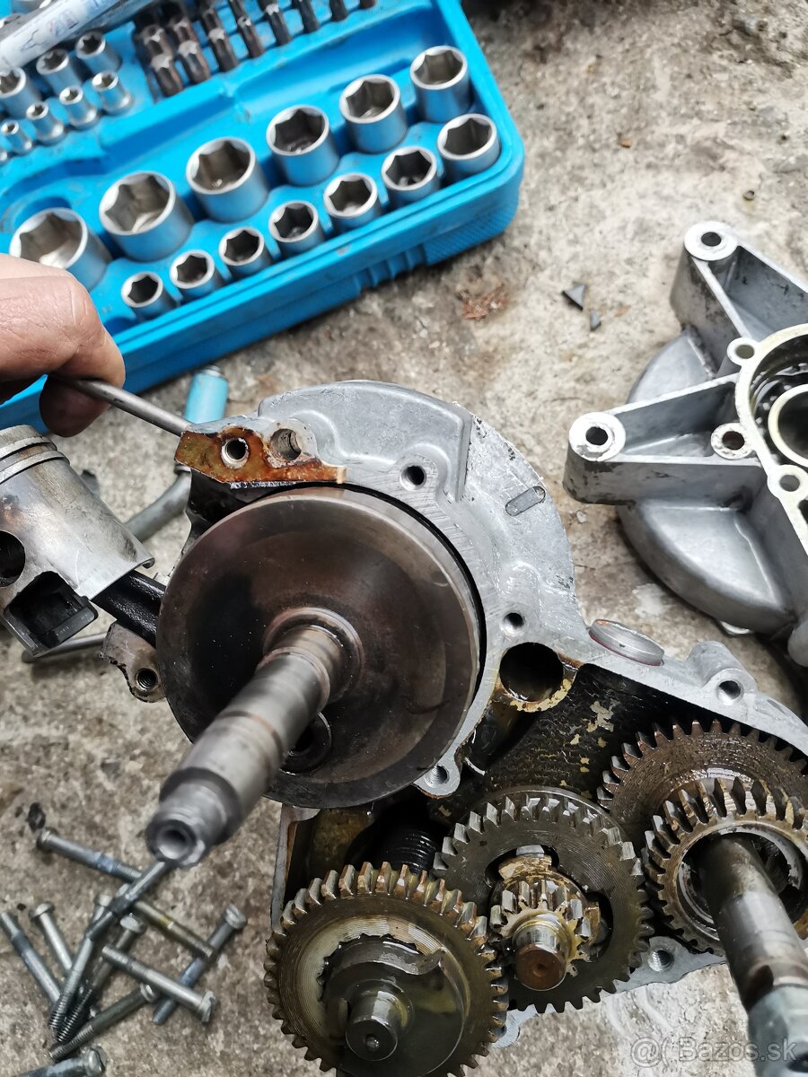 Oprava babetta 210 215 225 - 2