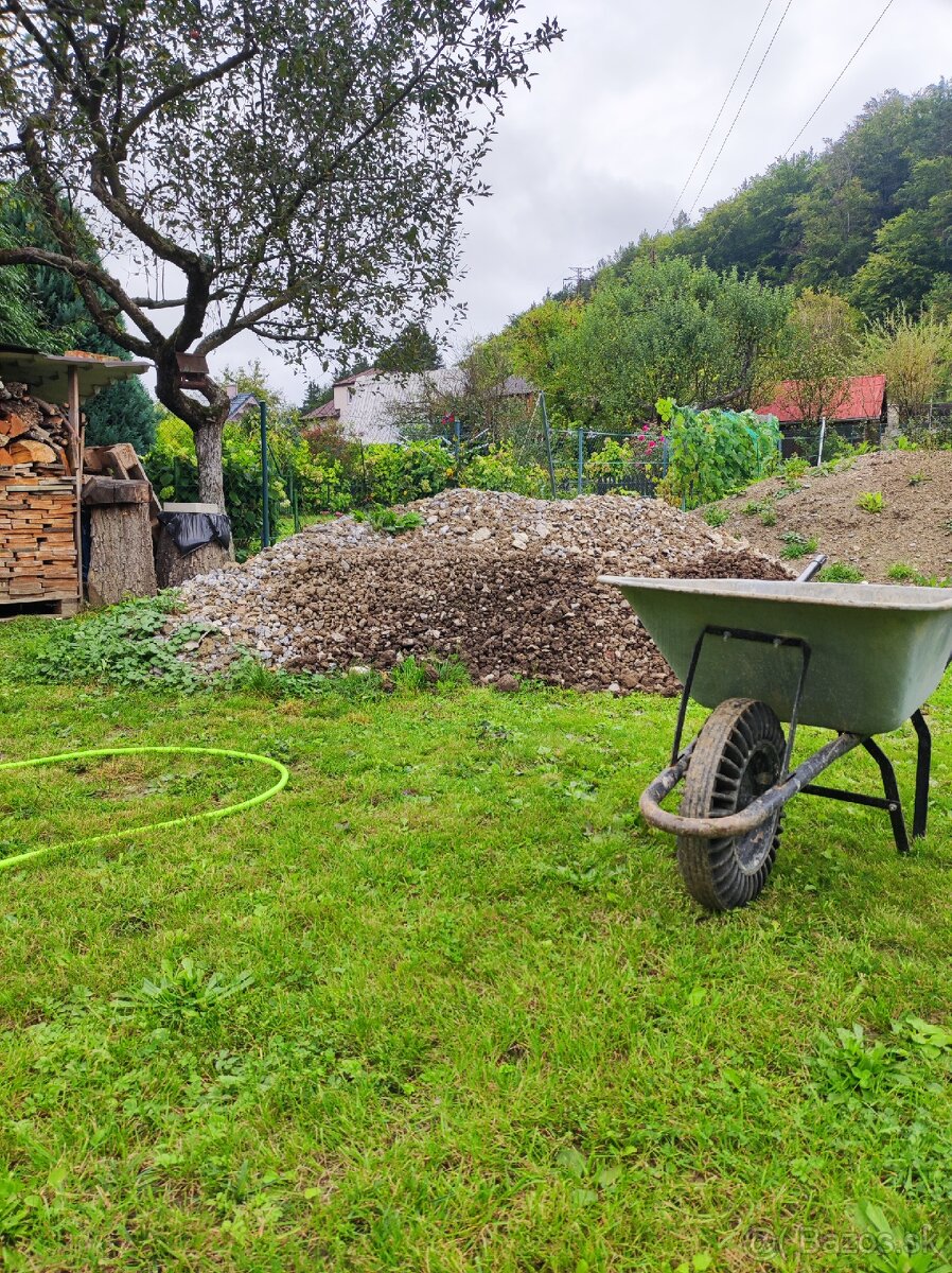 Darujem štrk s hlinou - 2