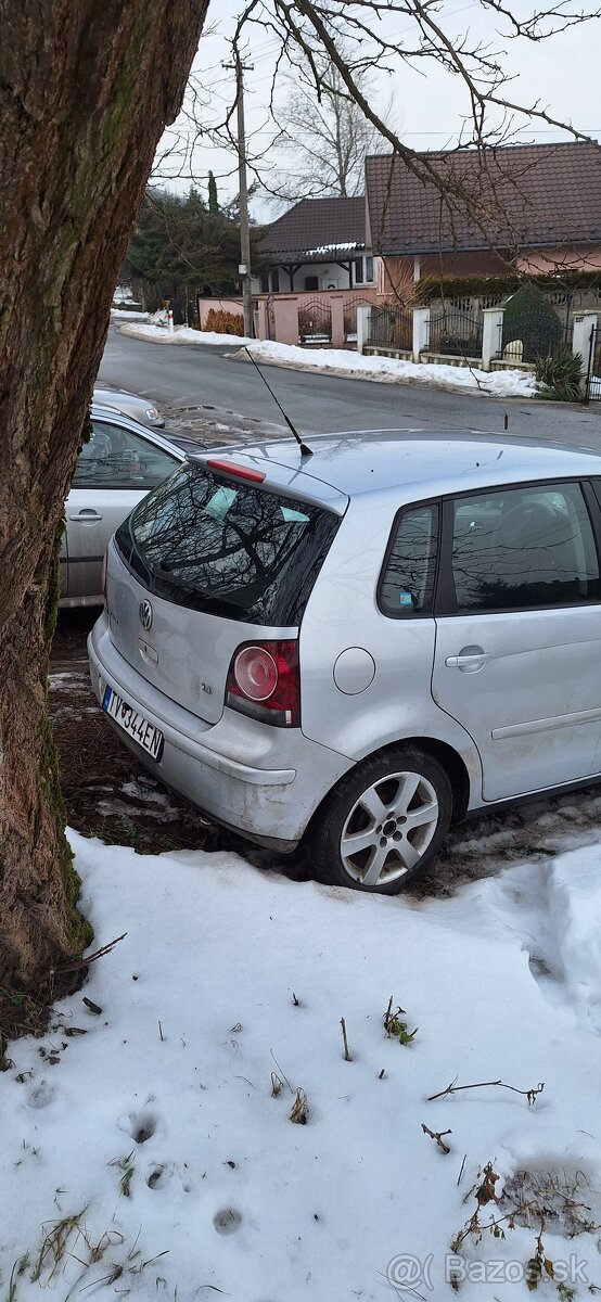 Predám VW polo 1.4 55kw rv.2006 - 2