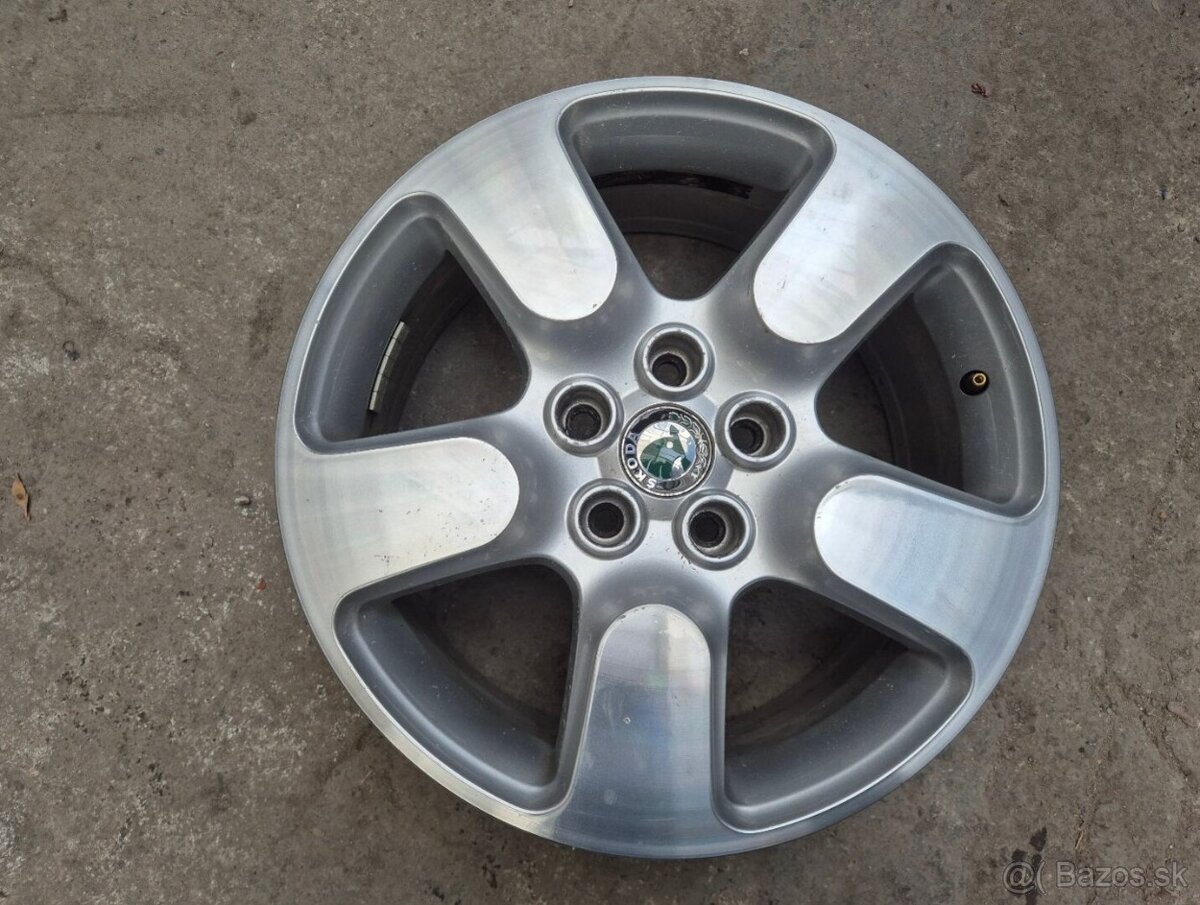 5x112 r17 elektróny octavia SCOUT - 2