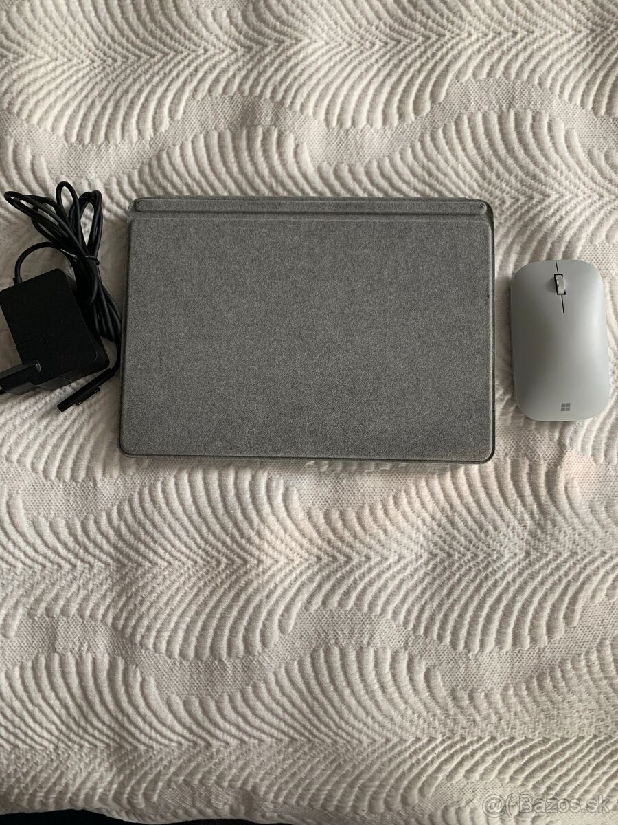 MICROSOFT Surface GO 2 - 2