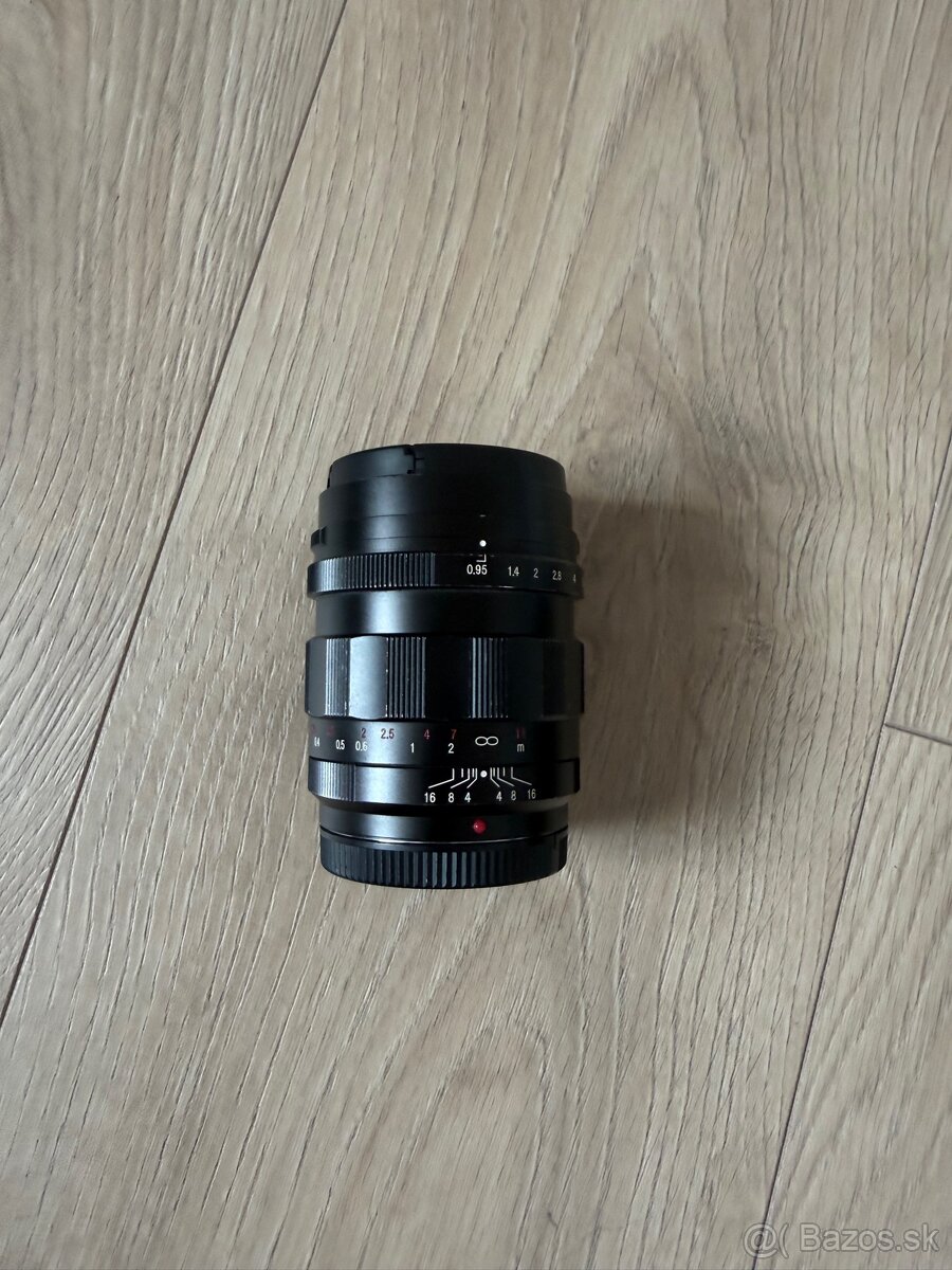 Voigtlander 25mm f0.95 - 2