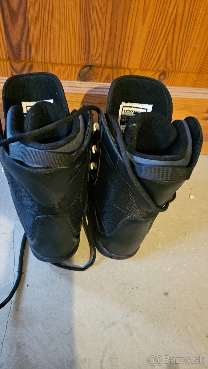 Topanky na snowboard. - 2