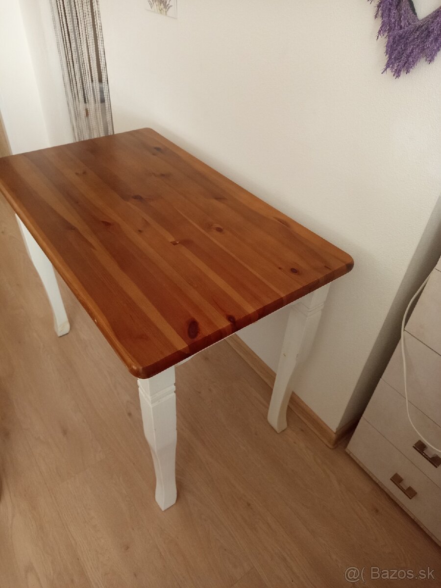 Jedálenský stôl - 2