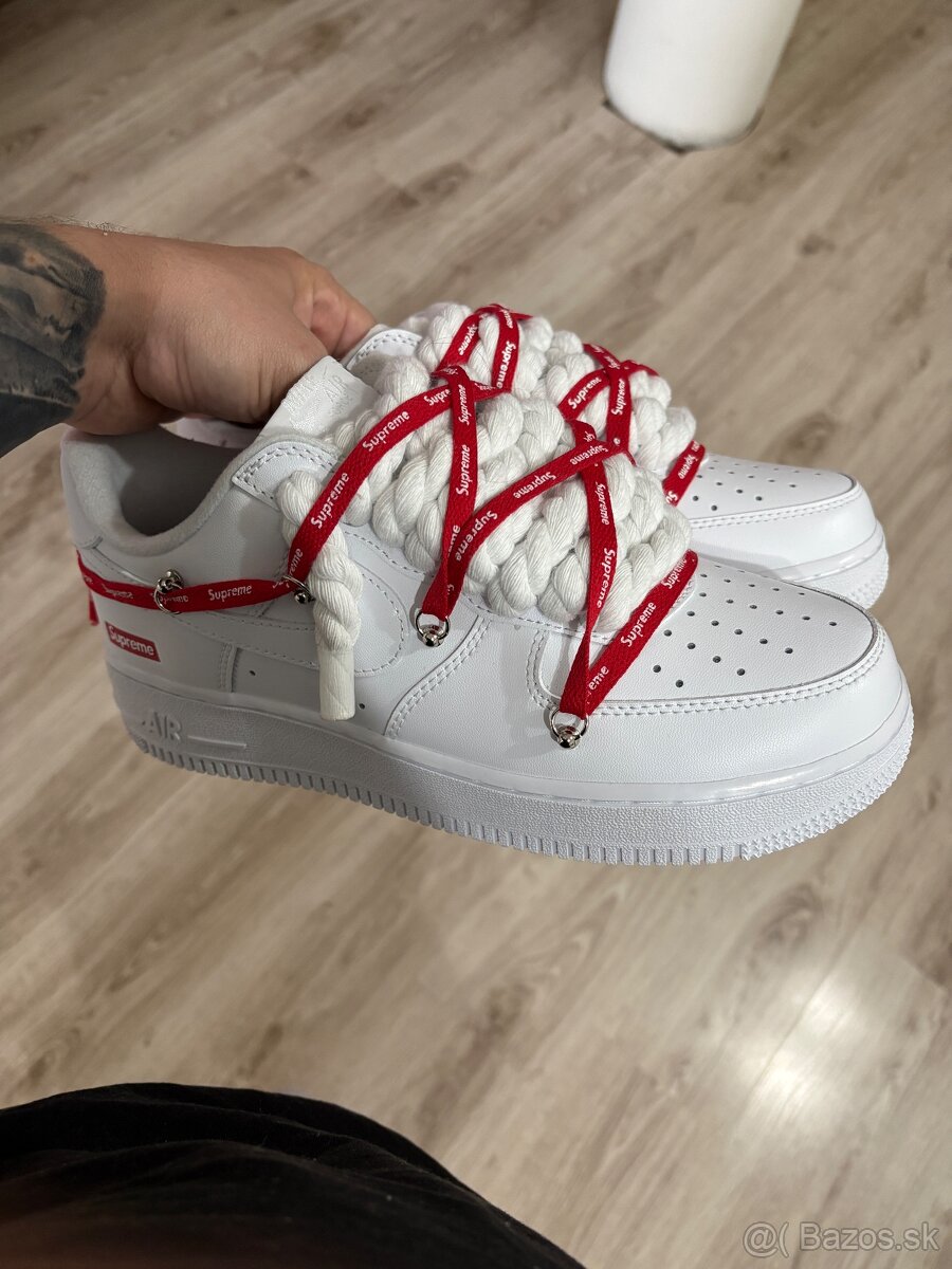 Nike x supreme - 2