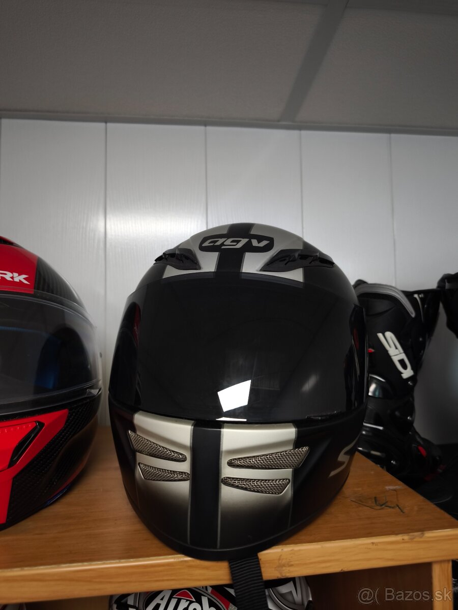 AGV - 2