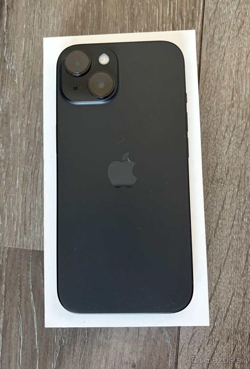 iPhone 15 Black 128 GB - 2