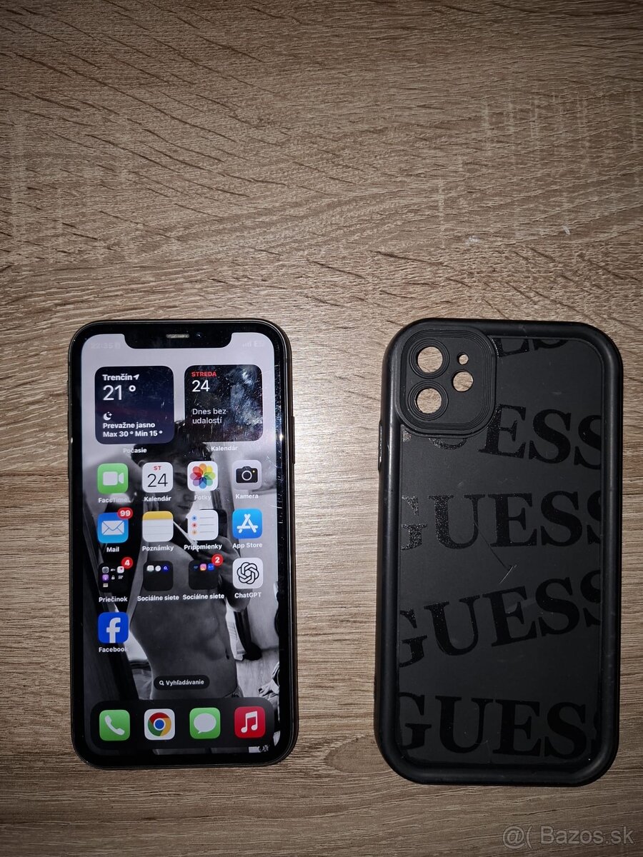 iPhone predám 11 Mini - 2