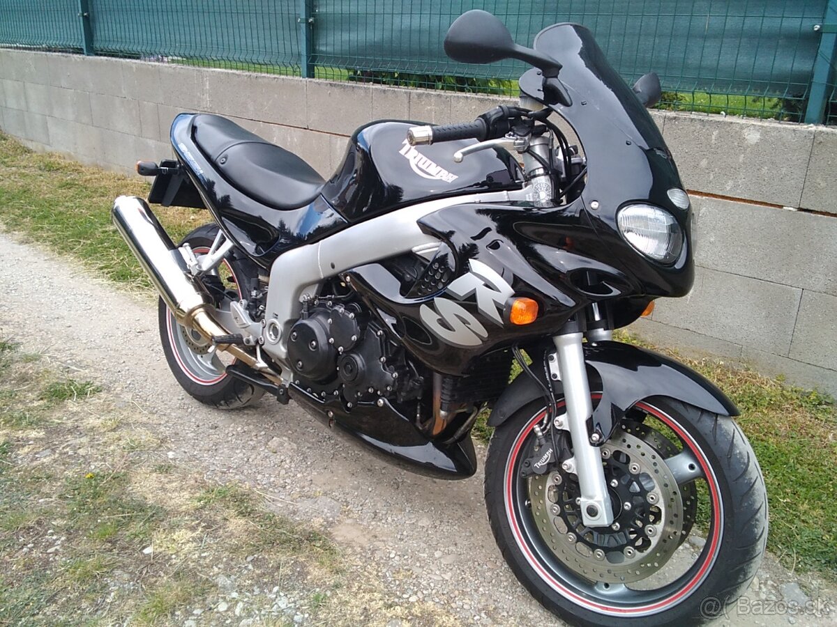 Triumph Sprint RS 955i - 2