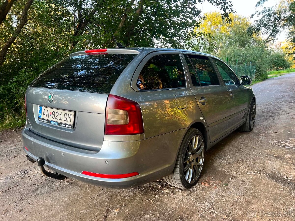 Škoda Octavia 2 rs dsg - 2