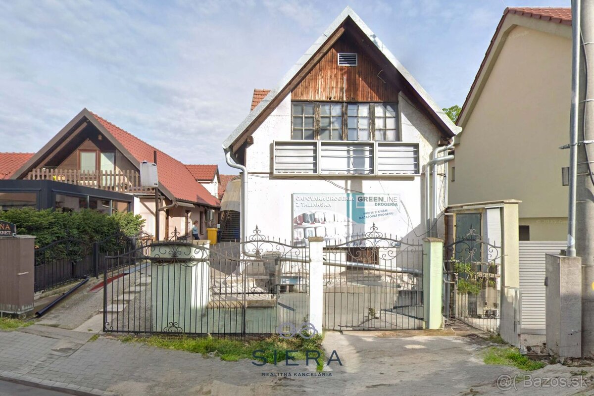 NA PREDAJ Polyfunkčný objekt v centre Hlohovca - 2