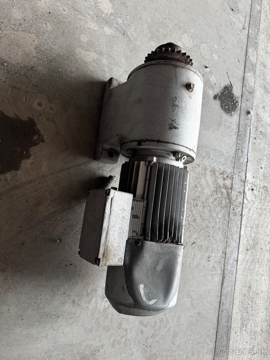 priemyselný prevodový elektromotor SEW-EUR - 2