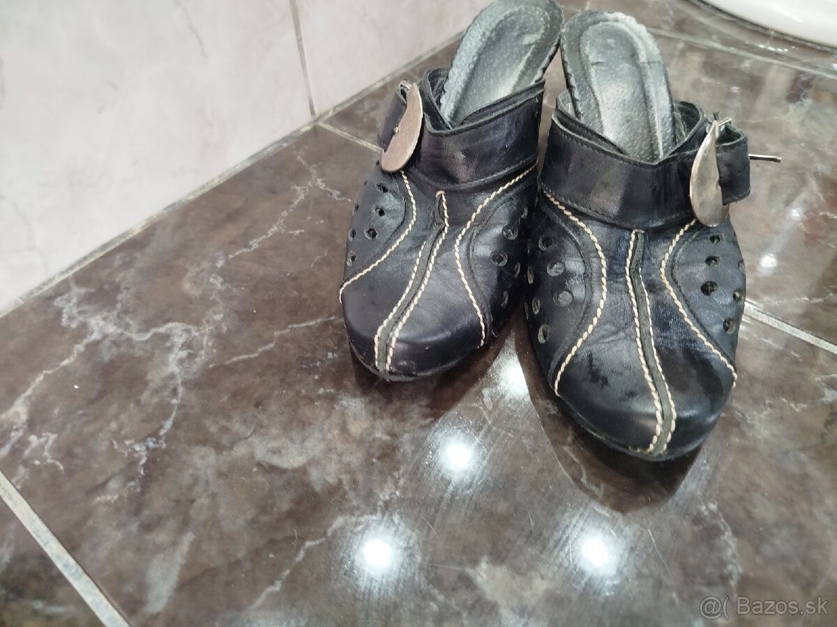 Kožené šľapky - 2