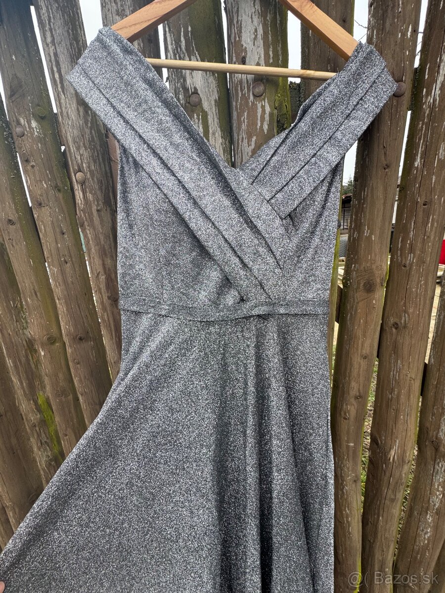 Spoločenské šaty-strieborné 🩶 - 2