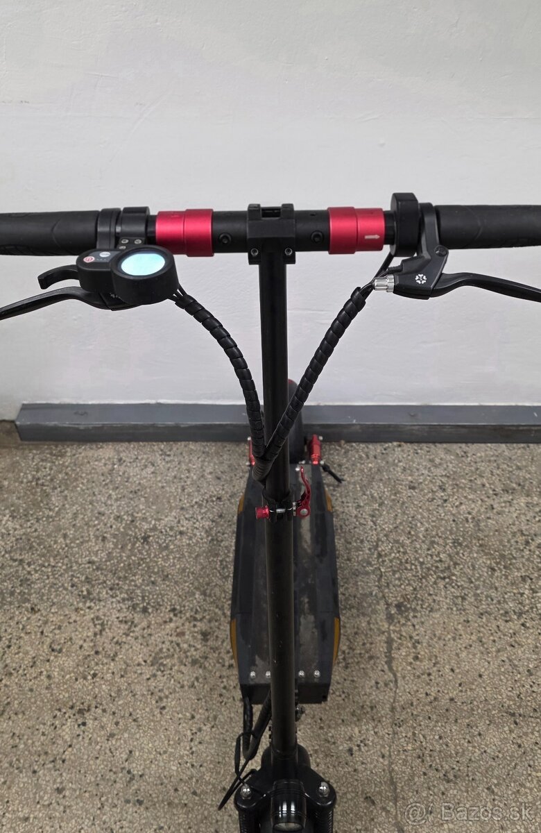 Elektricka kolobezka - 2