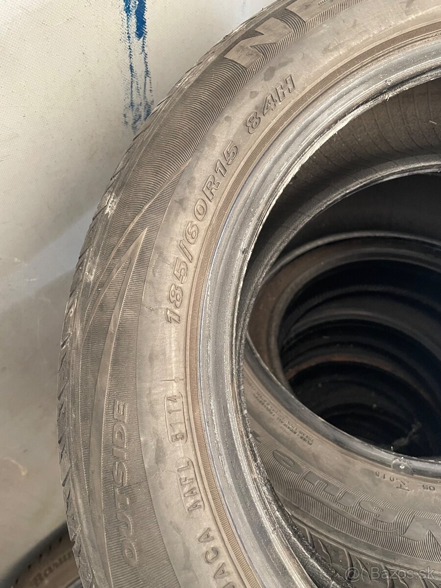 Pneu 185/60 r15 - 2